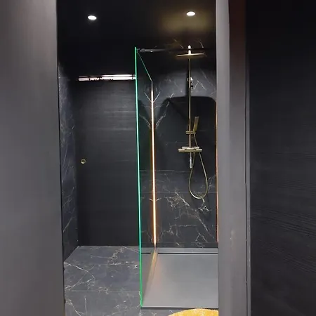 Nuit Romantique - Jacuzzi - - Romance Royale Apartment *