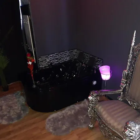 Nuit Romantique - Jacuzzi - - Romance Royale * Beziers